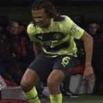 Nathan Ake Cedera di Laga vs Bayern Munchen, Berpeluang Absen Hadapi Arsenal