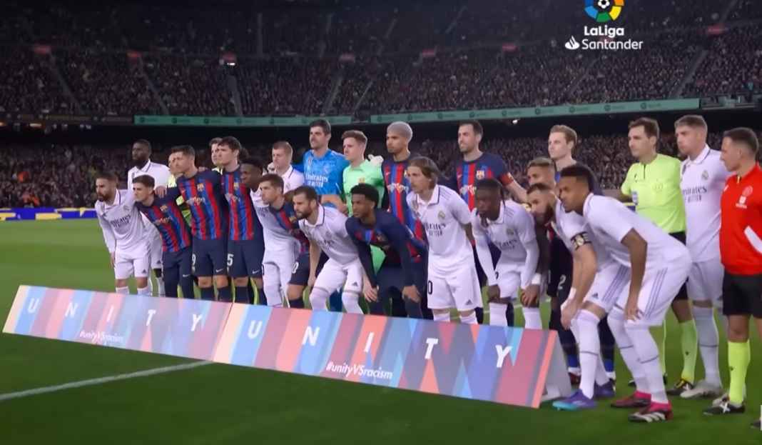 Pemain Barcelona dan Real Madrid befoto bersama Prediksi Barcelona vs Real Madrid, Blaugrana Sudah Menangi El Clasico Tiga Kali Beruntun