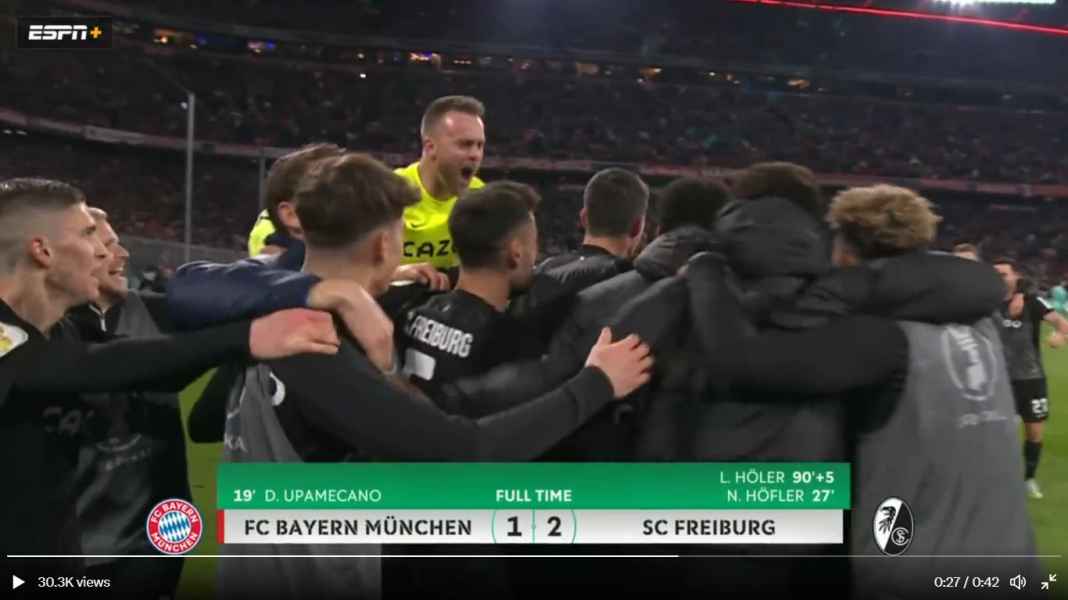 Perayaan kemenangan Freiburg atas Bayern Munchen Laga Kedua Thomas Tuchel, Ditaklukkan Freiburg dan Gagal Melaju ke Semifinal