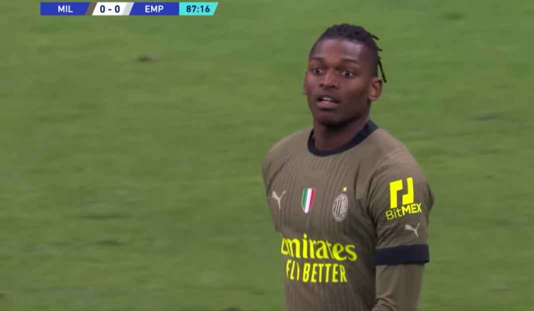 Rafael Leao di laga kontra Empoli Prediksi Bologna vs AC Milan,Fokus Jaga Empat Besar Atau Rotasi Demi Liga Champions?