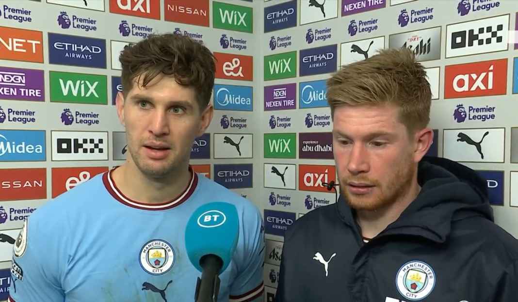 Reaksi John Stones dan Kevin de Bruyne atas kemenangan City Stones Tersentuh Namanya Dinyanyikan Fans, De Bruyne Sebut City Dalam Performa Terbaik