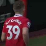 Scott McTominay Usai Mencetak Gol ke Gawang Everton