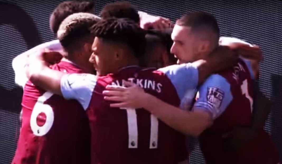 Selebrasi Pemain Aston Villa Usai Berhasil Jebol Gawang Nottingham Forest Gawat, Aston Villa Mau Putus Tren Positif Newcastle United!