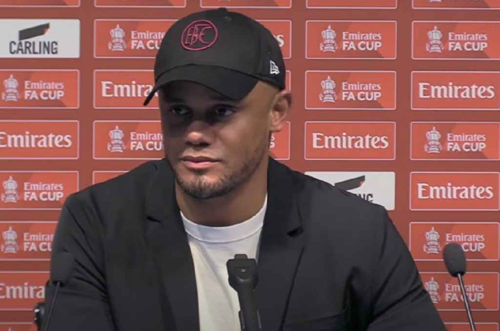 Vincent Kompany Coba Halangi Manchester United dan Real Madrid Gaet Kiper Anderlecht