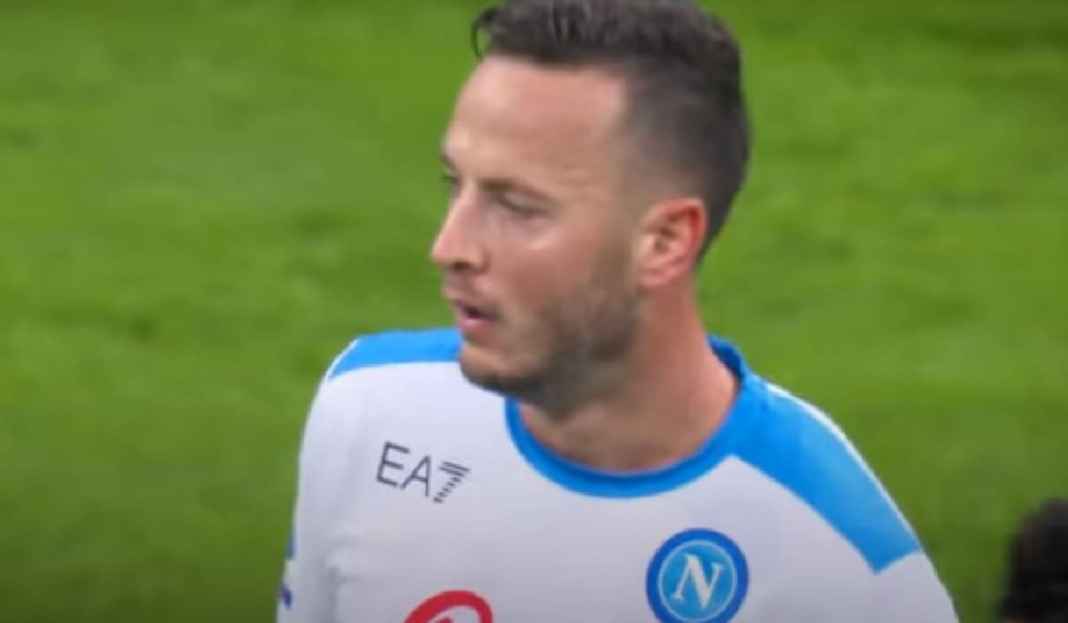 Amir Rrahmani Tampil untuk Laga Napoli Napoli Berhasil Pagari Bek Tengah Asal Kosovo