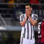 Arkadiusz Milik usai gagal dengan penaltinya di laga Juventus vs Bologna