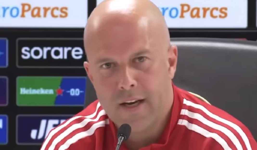 Feyenoord Ketar-ketir, Arne Slot Ogah Sendirian ke Tottenham Hotspur