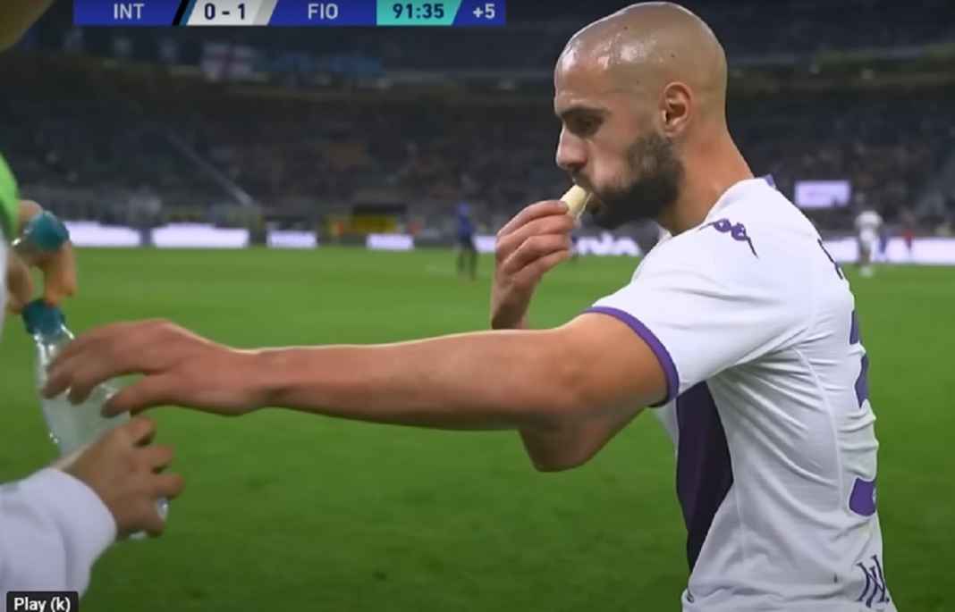 Barcelona Bersikeras soal Nilai Transfer Sofyan Amrabat