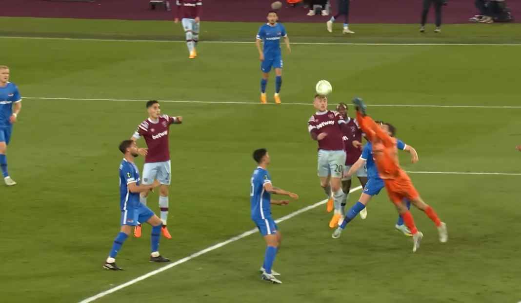 Duel West Ham vs AZ di leg pertama Prediksi AZ Alkmaar vs West Ham, David Moyes Rela Korbankan Liga Inggris Demi Laga Ini
