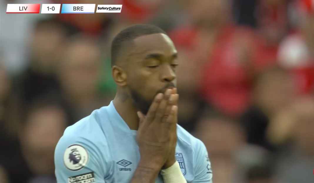 Ivan toney lewatkan peluang melawan Liverpool Ketua Liverpool Janjikan Transfer Besar, Jamie Carragher Request Striker Brentford Ini