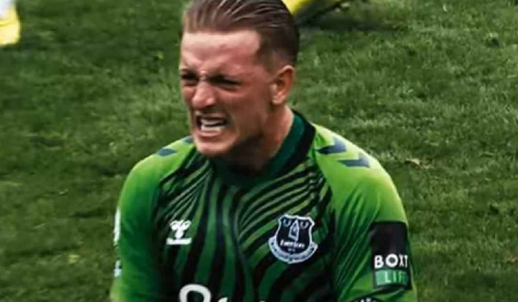 Dapat Poin Dramatis Lawan Wolves, Jordan Pickford: Everton Tak Pernah Menyerah