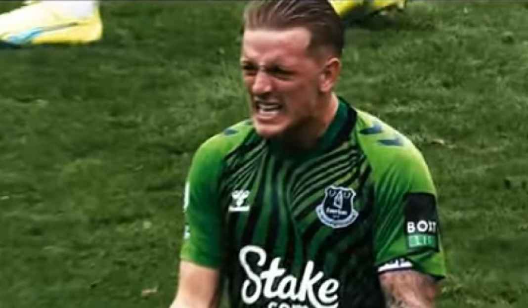 Jordan Pickford Tampil untuk Everton di Liga Inggris Rekrut Jordan Pickford Jadi Prioritas Manchester United Nih!