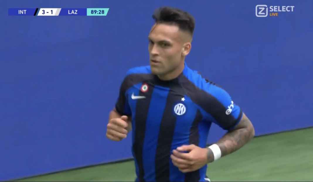 Lautaro Martinez rayakan gol kedua ke gawang Lazio Prediksi Verona vs Inter Milan, Nerazzurri Bertekad Jaga Posisi Empat Besar Klasemen