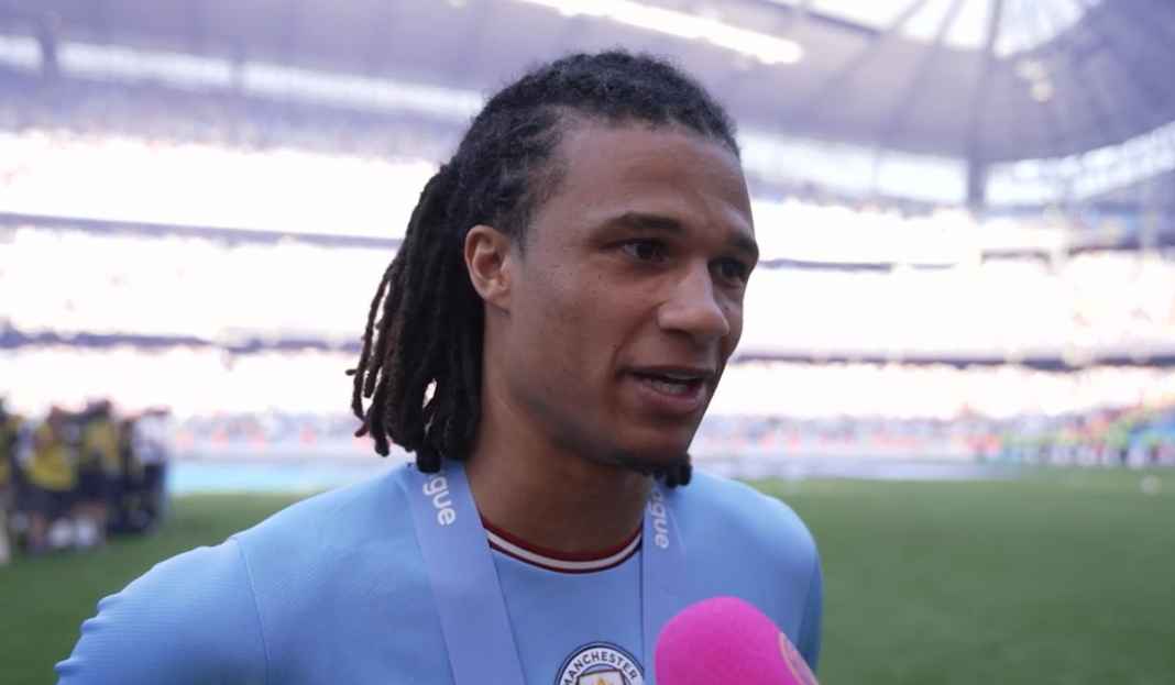 Nathan Ake sebut pemain City sudah yakin juara Stones Emosional Namanya Dinyanyikan Fans, Ake Sebut Sudah Yakin City Bakal Juara