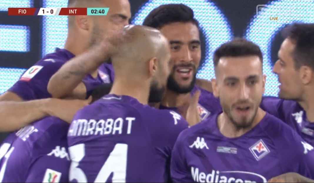 Pemain Fiorentina rayakan gol Nico Gonzalez Prediksi Fiorentina vs AS Roma, Finalis Liga Konferensi Eropa Tantang Finalis Liga Europa