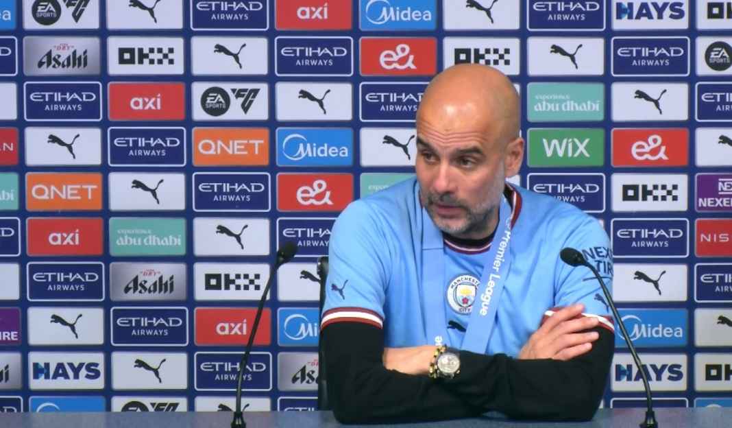 Pep Guardiola bicarakan kemenangan gelar City Pep Guardiola Senang Manchester City Juara Premier League Sebelum Dua Laga Final
