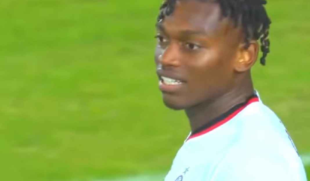 Rafael Leao Saat Memperkuat Pertandingan AC Milan Duh, Rafael Leao Buat Stefano Pioli Gelisah!