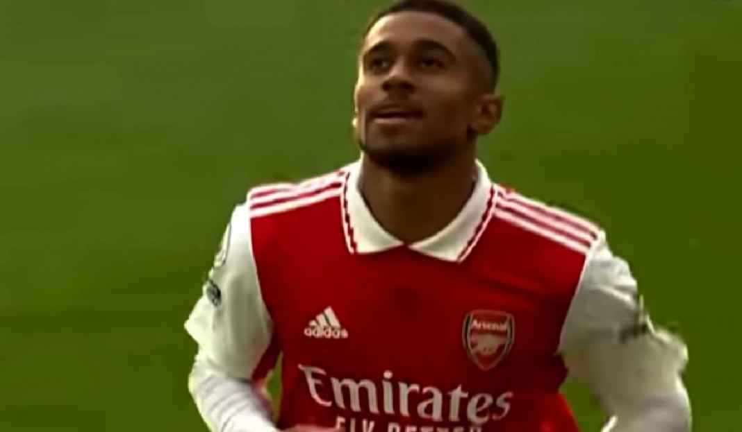 Reiss Nelson Usai Cetak Gol untuk Arsenal di Liga Inggris Coba Peruntungan, AC Milan Ikutan Kejar Penyerang 23 Tahun Arsenal