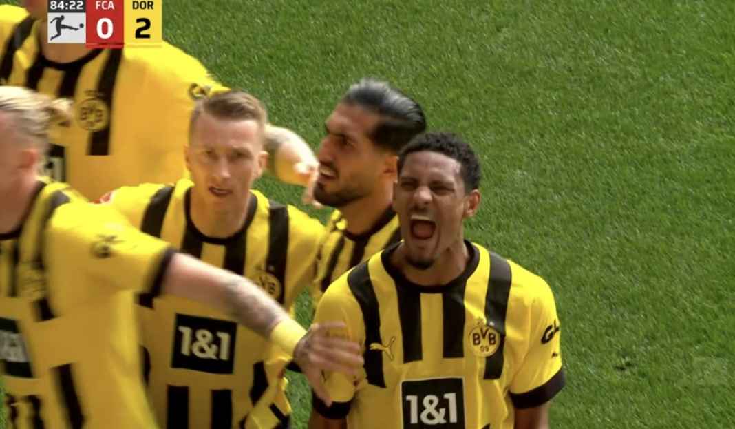 Sebastien Haller rayakan gol kedua Dortmund Prediksi Borussia Dortmund vs FC Mainz, Juara Bundesliga Hadiah Kemenangan Bagi Die Borussen