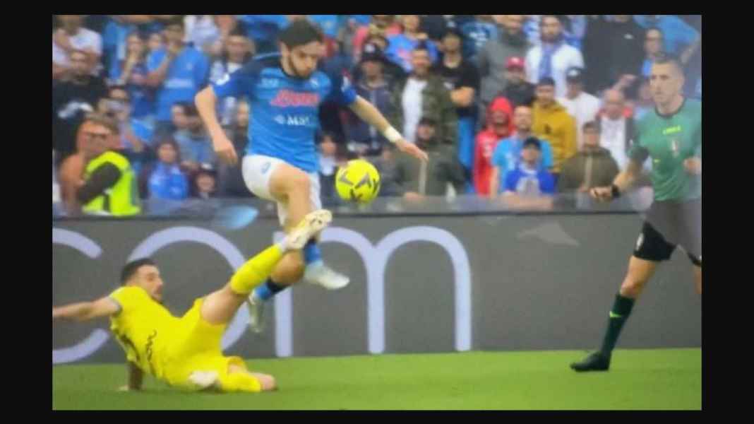 Sepakan Roberto Gagliardini Sepakan Pemain Inter yang Membuat Gembira Lazio serta AC Milan