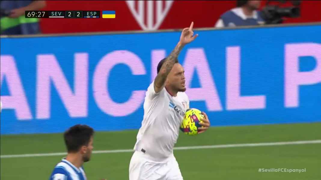 Sevilla v Espanyol Alasan Edinson Cavani dan Justin Kluivert Lega, Sevilla Menang Atas Espanyol Tadi Malam