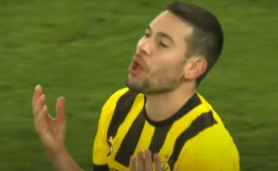 Tinggalkan Dortmund Raphael Guerreiro Diburu Barcelona dan Atletico Tinggalkan Dortmund Raphael Guerreiro Diburu Barcelona dan Atletico