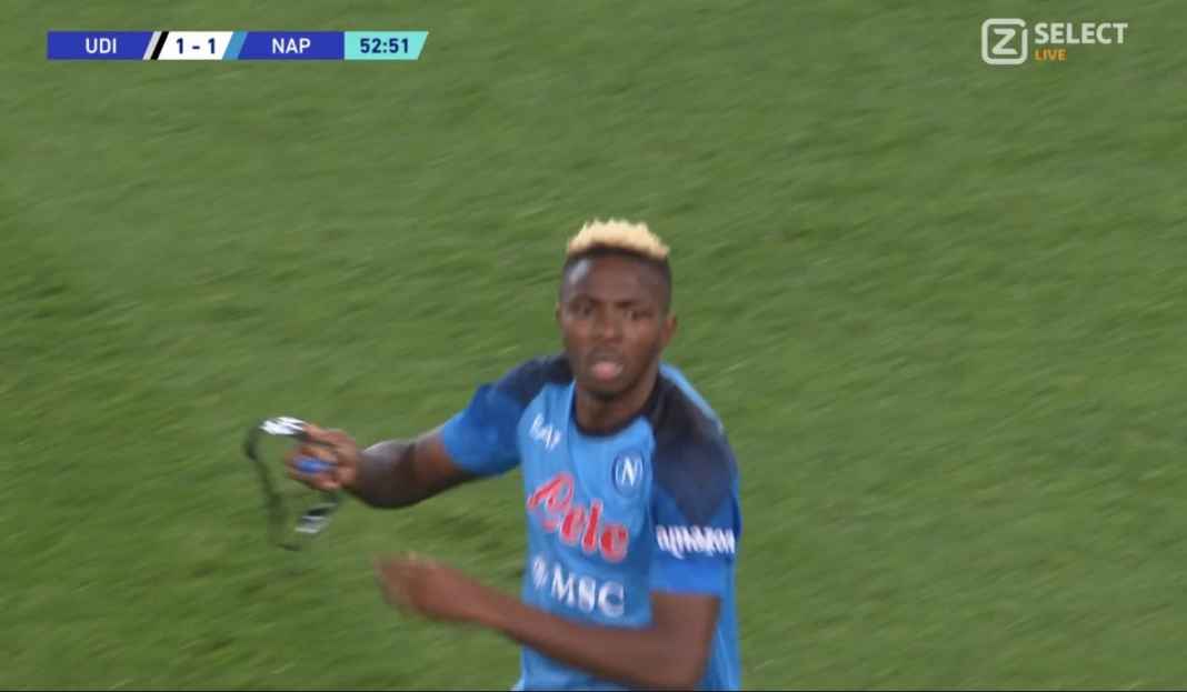 Victor Osimhen rayakan gol penyeimbang Napoli Prediksi Napoli vs Fiorentina, Partenopei Ingin Rayakan Scudetto Dengan Kemenangan