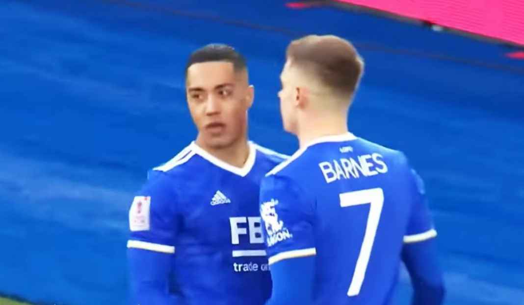 Youri Tielemans dan Barnes Selebrasi Usai Cetak Gol ke Gawang Watford di Piala FA 2021-2022 Youri Tielemans Bakal Jajal Liga Italia, Ini Klub yang Berminat!