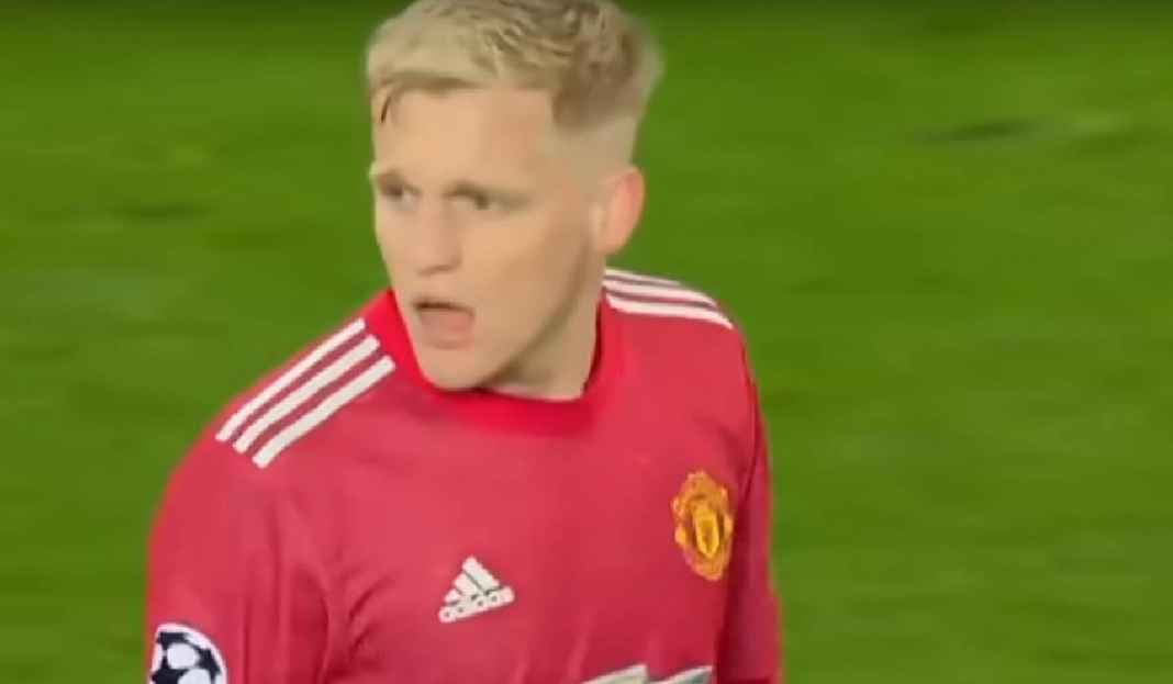 Donny van de Beek Tampil untuk Manchester United di Liga Champions Lama Tak Terdengar, Donny van de Beek Apa Kabar?