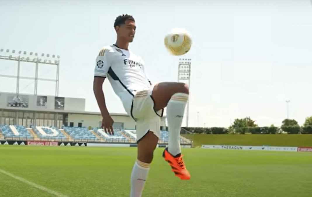 Jude Bellingham saat diperkenalkan sebagai pemain Real Madrid Jude Bellingham saat diperkenalkan sebagai pemain Real Madrid