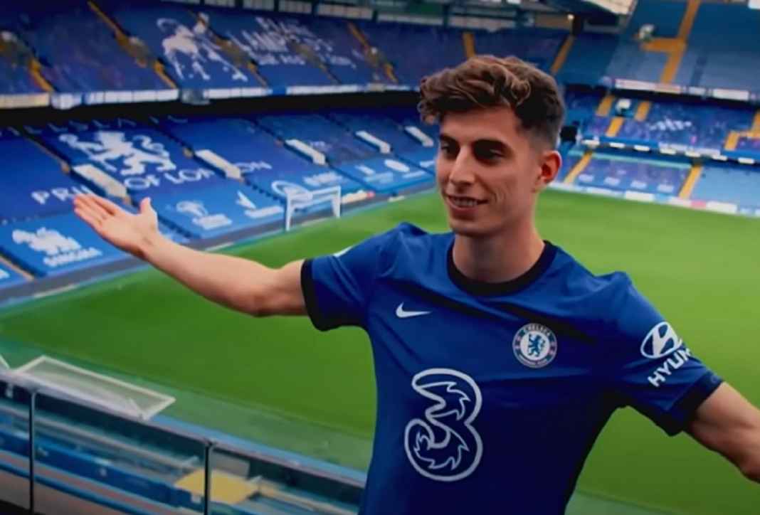 Kai Havertz Saat Baru Diperkenalkan Sebagai Pemain Chelsea Kai Havertz Saat Baru Diperkenalkan Sebagai Pemain Chelsea
