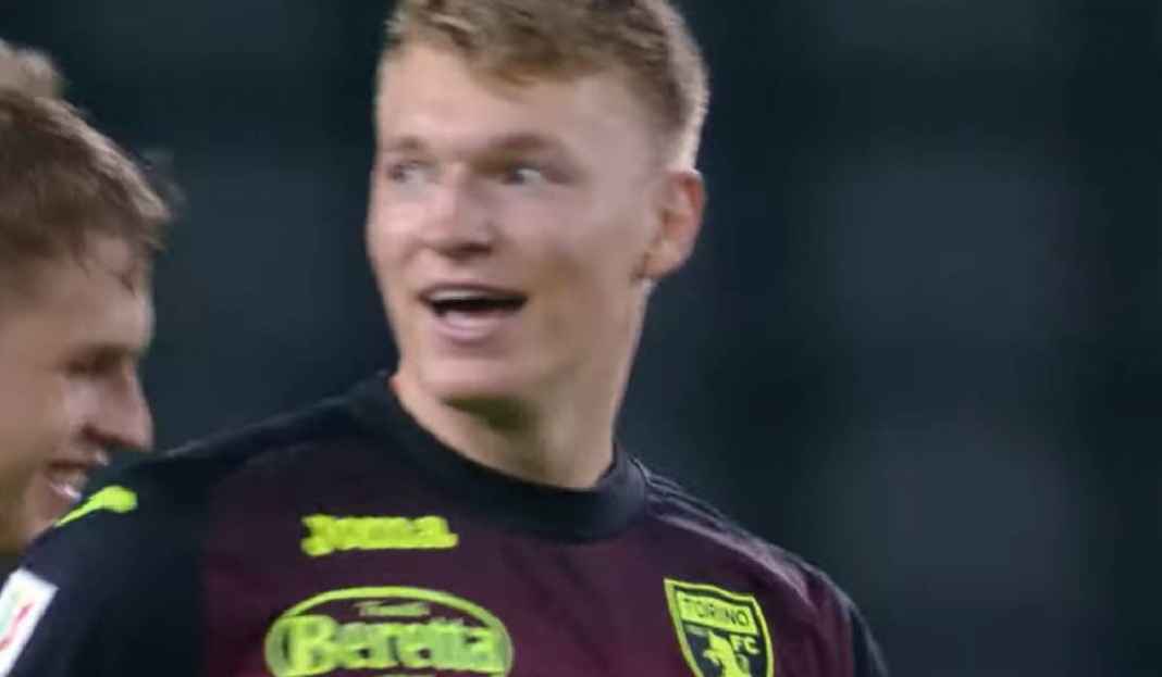 Perr Schuurs Usai Cetak Gol untuk Torino di Serie A Kim Min-jae OTW Cabut, Napoli Gantikan dengan Bek Asal Belanda