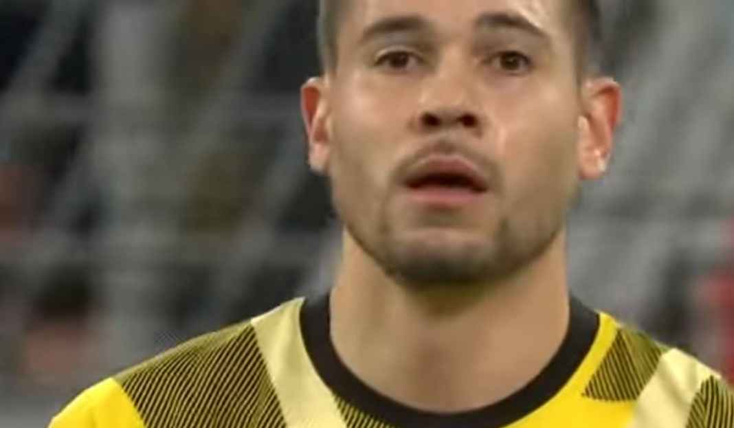 Selangkah Lagi Bayern Munchen Pamer Bek Kiri Baru!