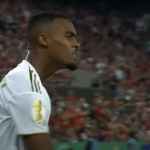 Ryan Gravenberch usai mencetak gol untuk Bayern Munchen