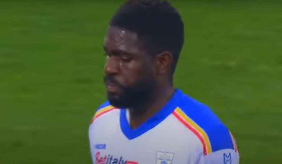Samuel Umtiti Bermain untuk Lecce di Liga Italia Samuel Umtiti Nggak Dipermanenkan Lecce, Nasibnya Bagaimana di Barcelona?