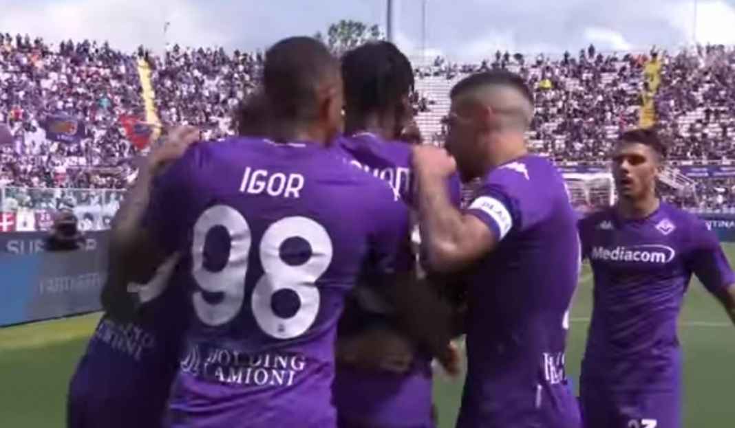 Selebrasi Gol Pemain Fiorentina di Liga Italia 2022-23 Antonio Conte Wanti-wanti Klub Langganan 4 Besar Serie A