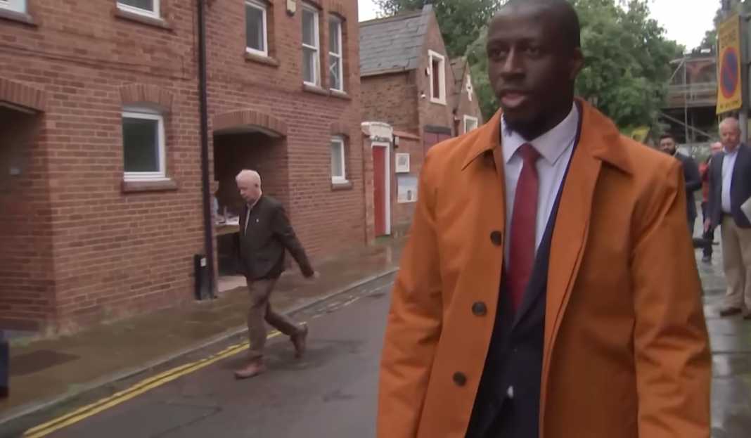 Benjamin Mendy gabung FC Lorient Hanya Lima Hari Usai Bebas dari Penjara, Benjamin Mendy Langsung Dapat Klub Baru