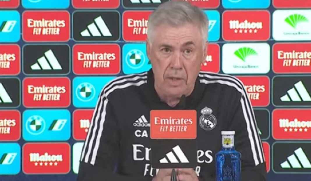 Carlo Ancelotti Sedang Konferesi Pers Real Madrid Resmi Latih Timnas Brasil, Pengalaman Baru Carlo Ancelotti!