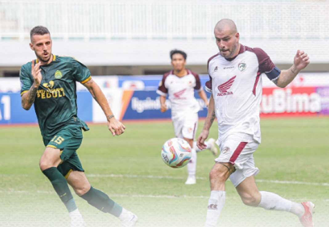 Duel dua pemain asing dalam Persikabo1973 vs PSM Makassar Duel dua pemain asing dalam Persikabo1973 vs PSM Makassar