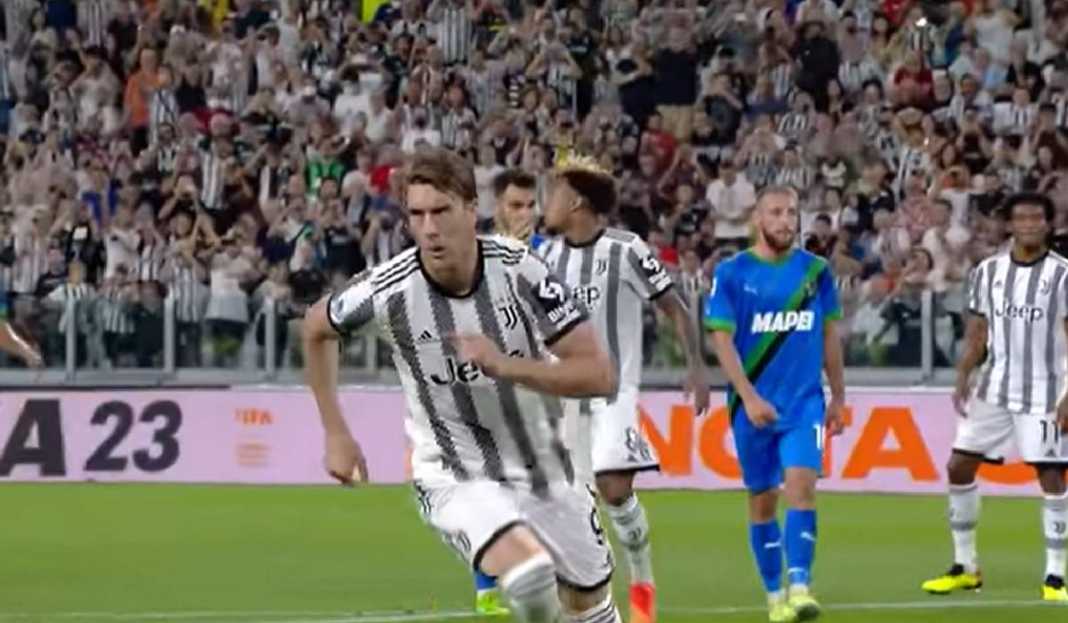 Dusan Vlahovic Cetak Gol ke Gawang Sassuolo Juventus Blunder Besar Jika Jual Dusan Vlahovic Demi Romelu Lukaku