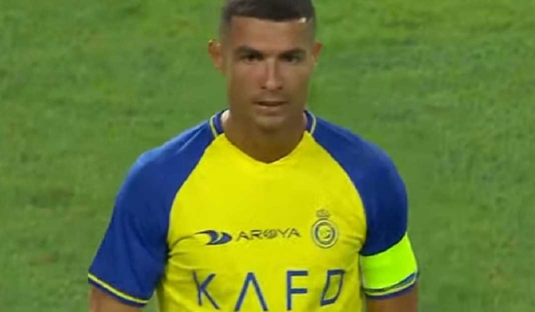 Ekspresi Cristiano Ronaldo Usai Gawang Al-Nassr Kebobolan Keempat Lawan Benfica Dibantai Benfica, Cristiano Ronaldo Bisa Gagal Berikan Trofi untuk Al-Nassr