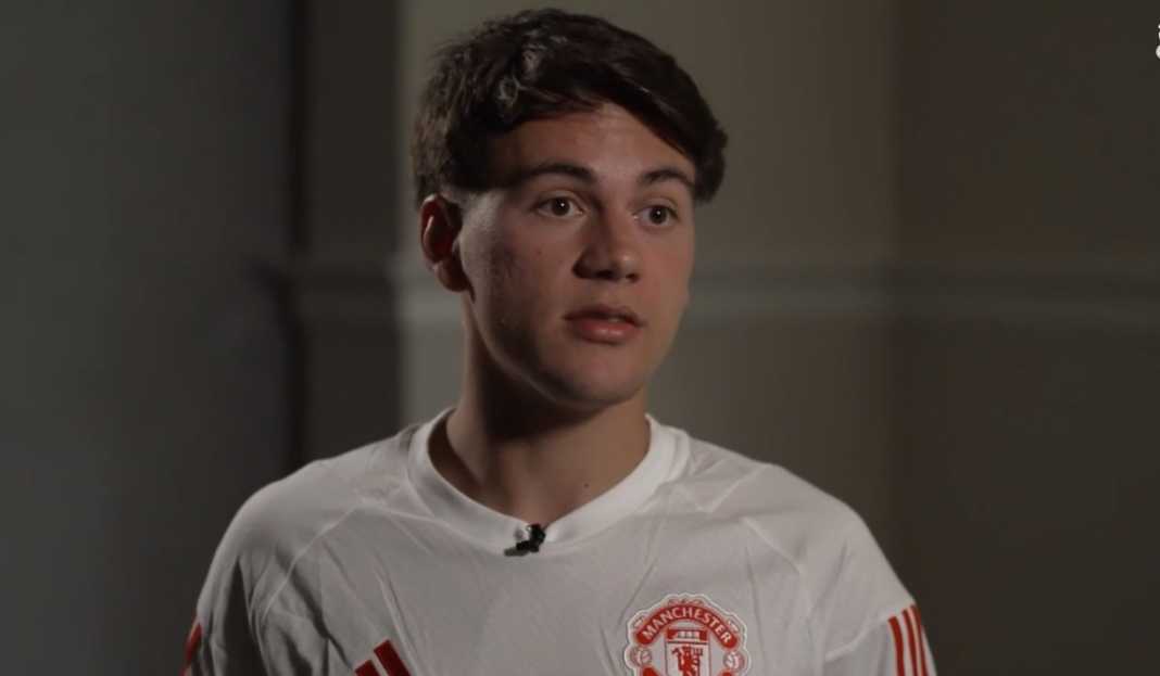 Facundo Pellistri dalam wawancara dengan MUTV Facundo Pellistri Sadar Perlu Kejar Keras Untuk Bisa Sukses di Manchester United