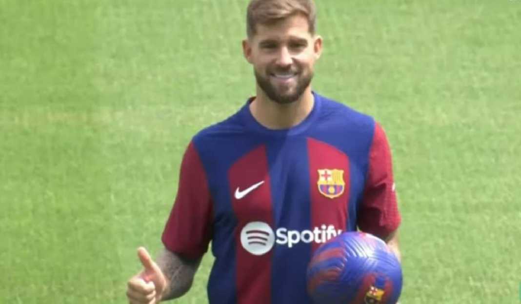 Punya Inigo Martinez, Bagaimana Nasib Pertahanan Barcelona?