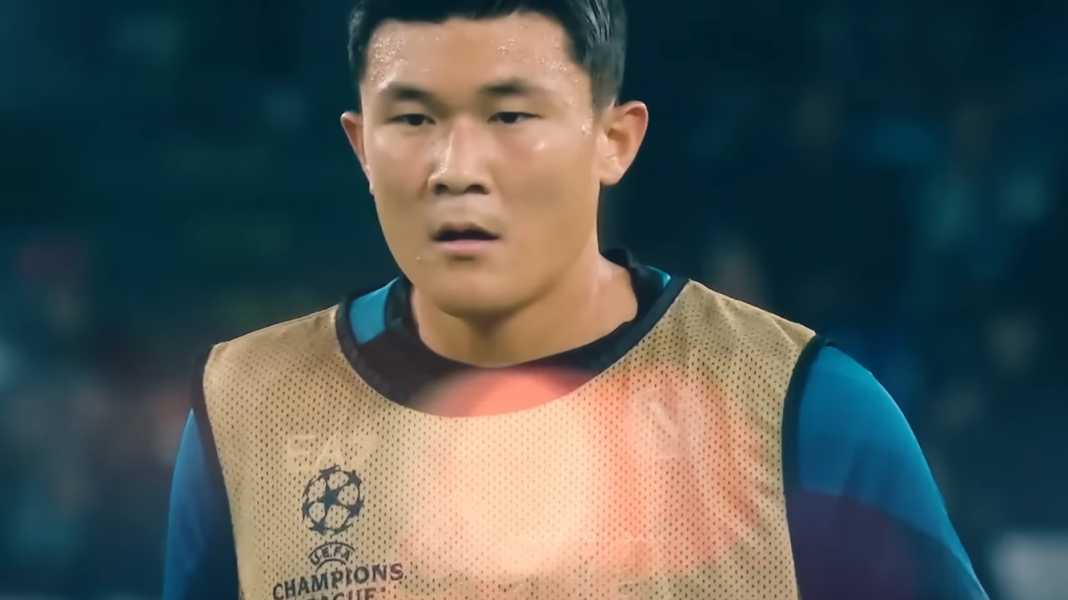 Kim Min-jae, Napoli Resmi Jadi Pemain Bayern Munchen! Siapa Kim Min-jae dan Alasan Ia Penting Bagi Die Roten