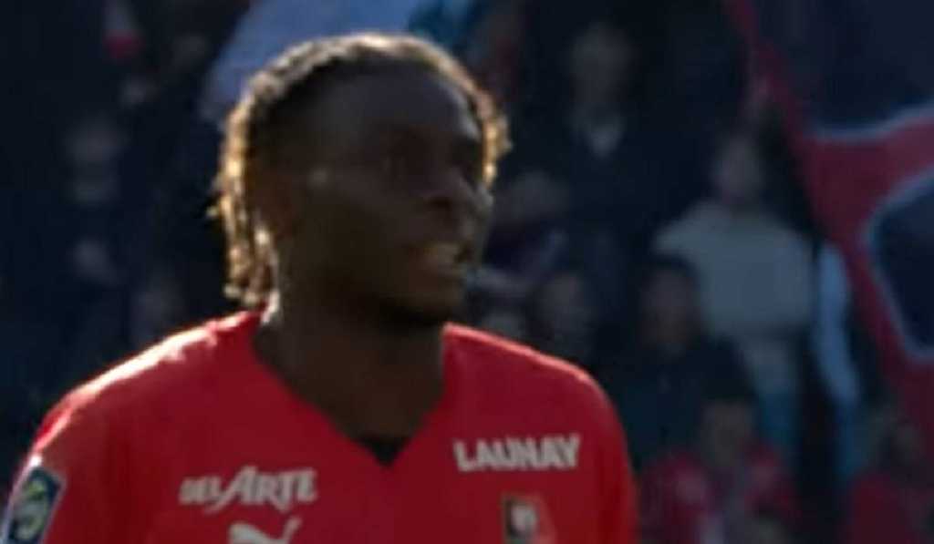 Moises Caicedo Sulit, Chelsea Berhasil Amankan Lesley Ugochukwu