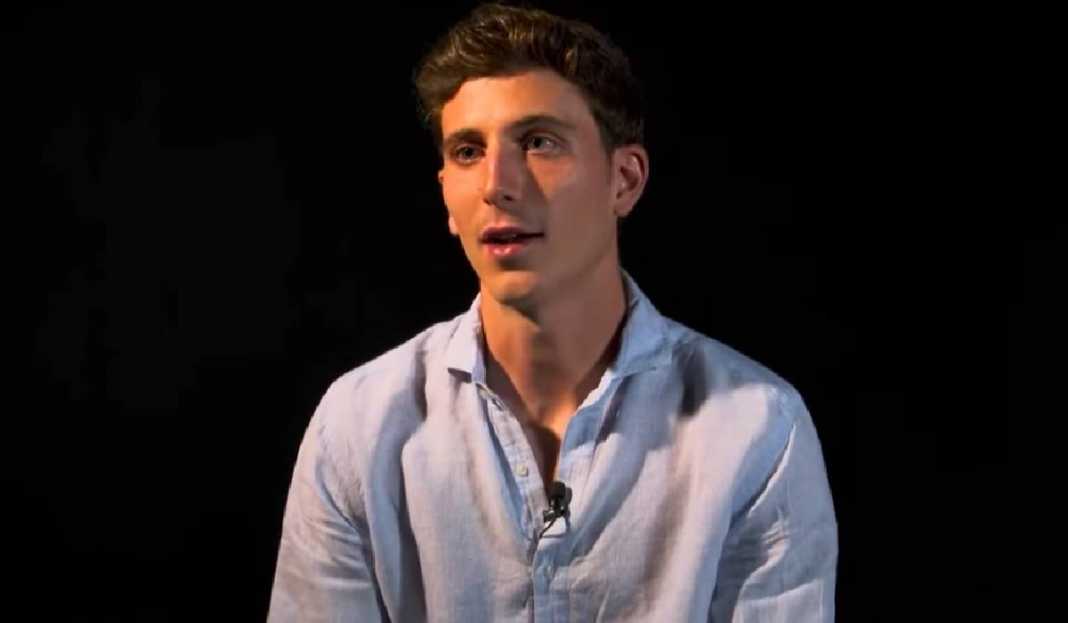 Pau Torres Sedang Wawancara Aston Villa Perkenalkan Pau Torres Sebagai Rekrutan Baru