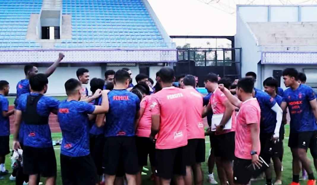 Pemain Pesita Tangerang Menjalani Sesi Latihan Jelang Hadapi PSIS Semarang Prediksi Persita Tangerang vs PSIS Semarang di Liga 1