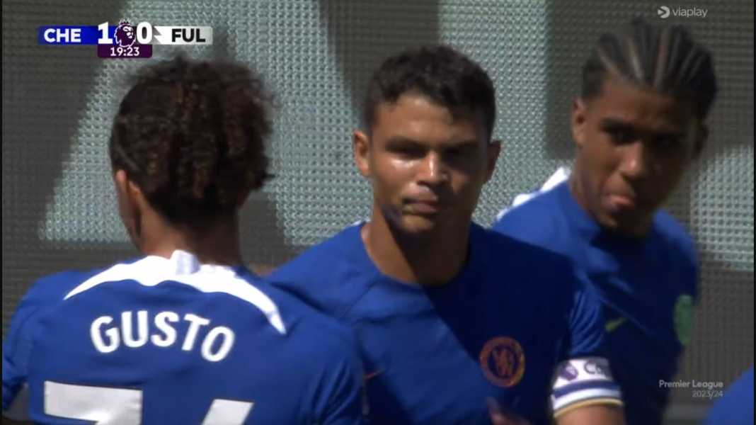 Perayaan gol Thiago Silva ke gawang Fulham Chelsea Menang Lagi Tadi Malam, Apa Artinya Itu Untuk Musim Baru Liga Inggris?