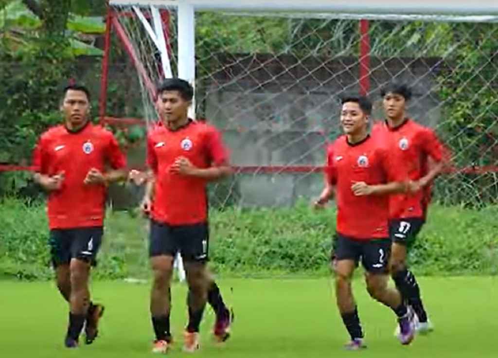 Persija Berlatih jelang Menjamu PSM