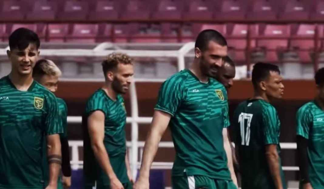 Skuad Persebaya Surabaya Jalani Sesi Latihan Jelang Hadapi Barito Putera Prediksi Persebaya Surabaya vs Barito Putera di Liga 1